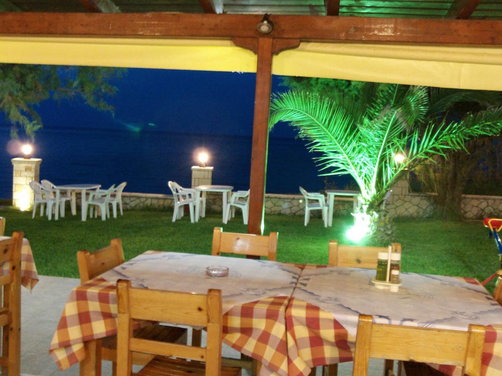 Psarou Studios Ammoudi Exterior foto